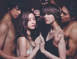 《进球如麻、奋力拼搏的女孩》：热血青春，足球少女的逐梦之路，燃爆今夏！